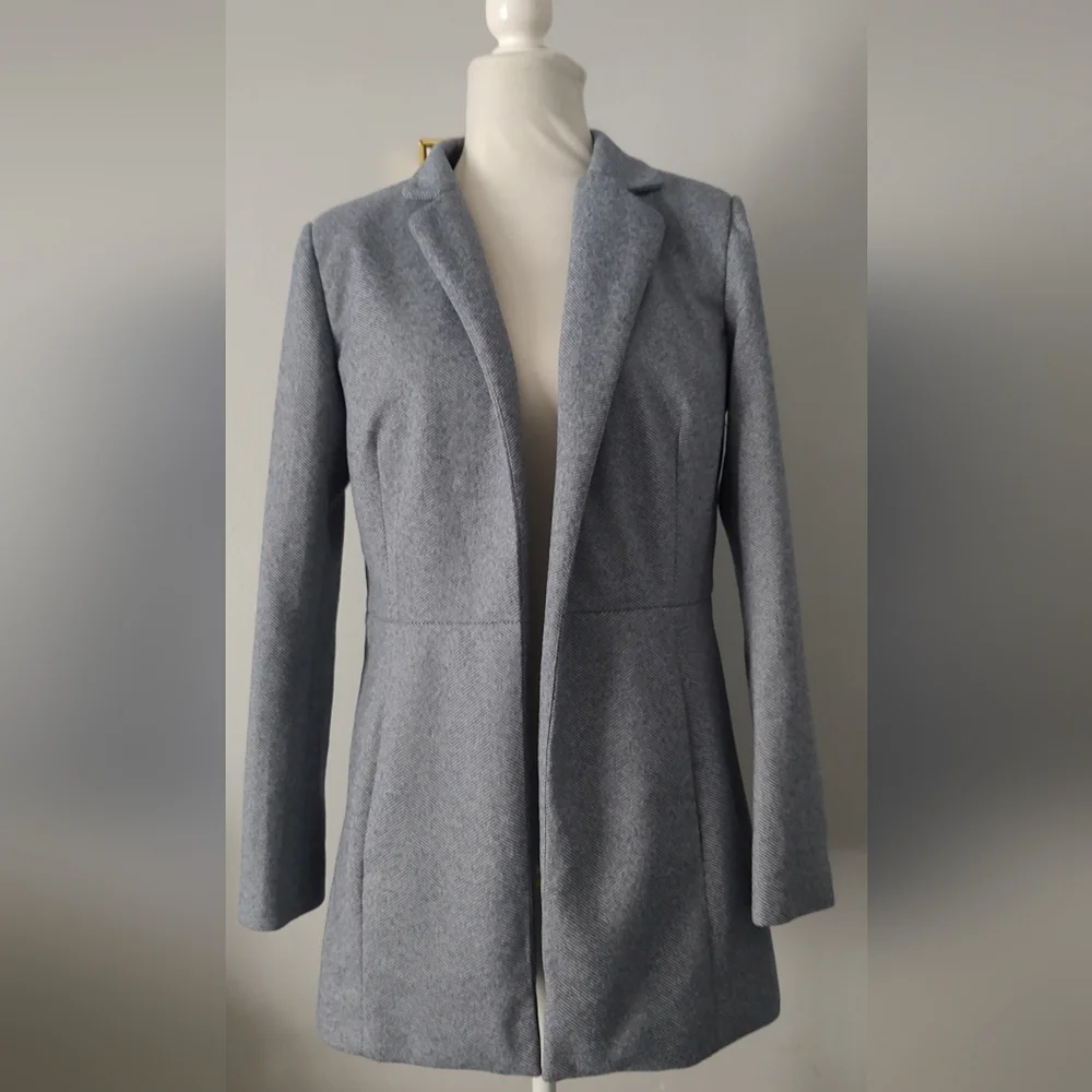 Unbranded blazer  Women Color Blue Two Pockets Super Comfortable Size Large New